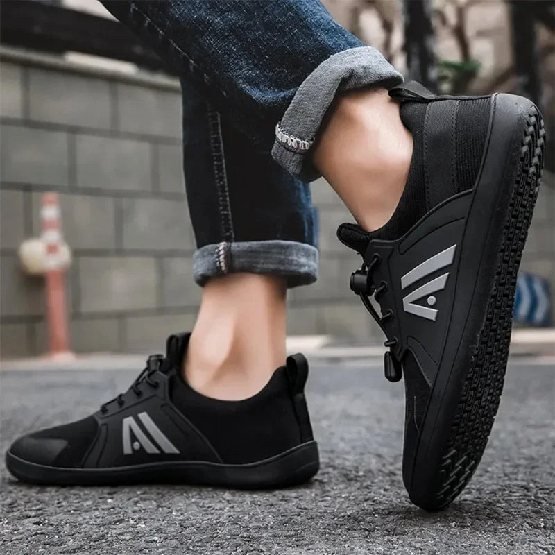 2025 Men's Barefoot Shoes with Wide Toe Box Minimalist Shoes Slip-On Running Sneakers Trail-Running Shoes for Hiking Outdoor